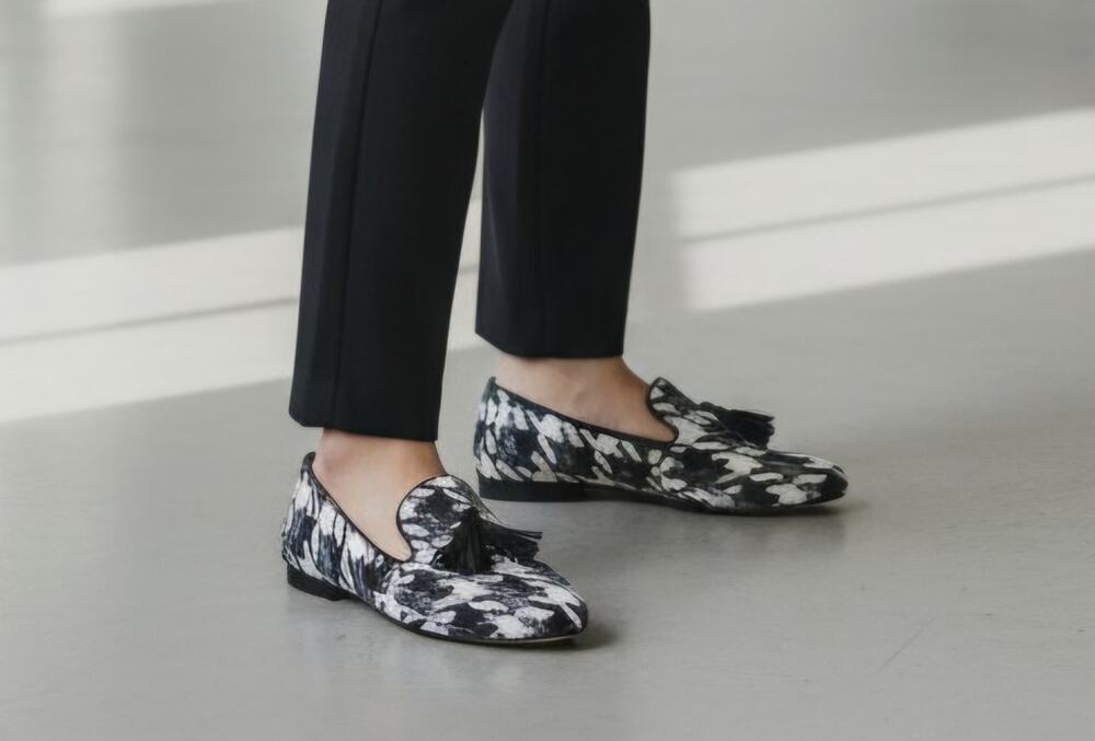 Ann Taylor tweed Black & White Houndstooth Tassel Loafers sz 8.5 SH260